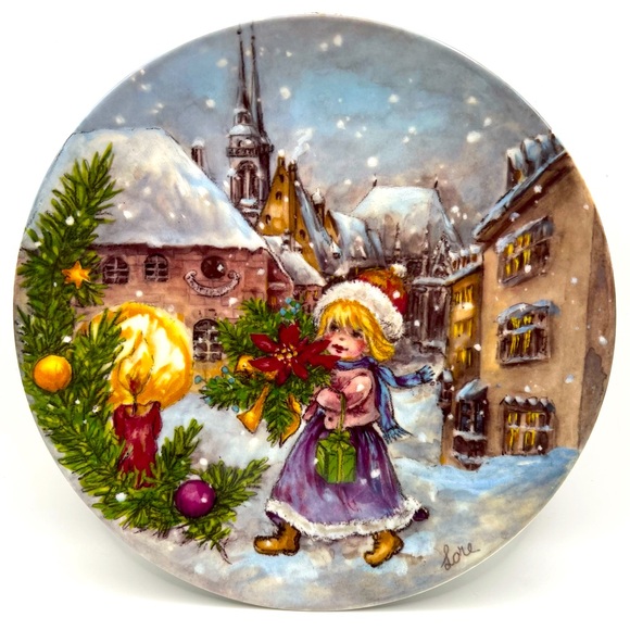 VTG Goebel Collectible Porcelain Plate A Gift of Joy Christmas Kinderland Lore - Picture 1 of 8